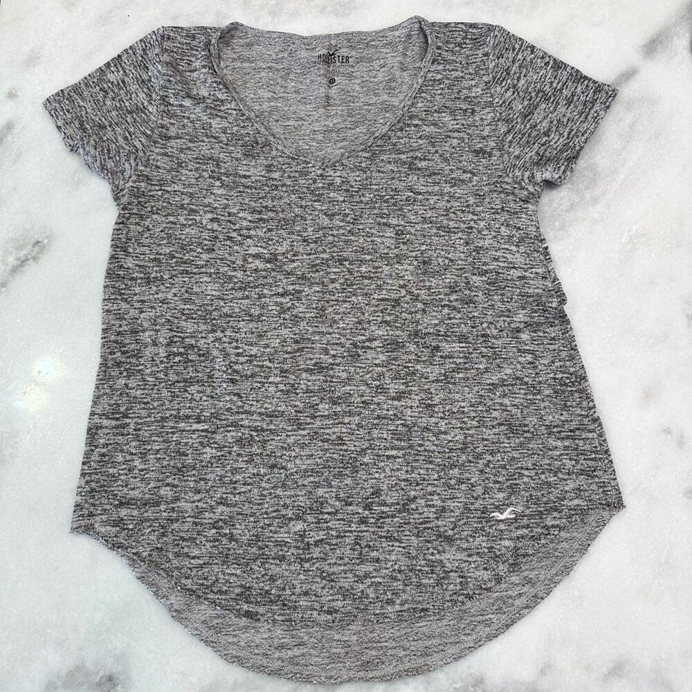 Hollister Women's Short Sleeve Curved Hem Casual T-Shirt Gray Size XS